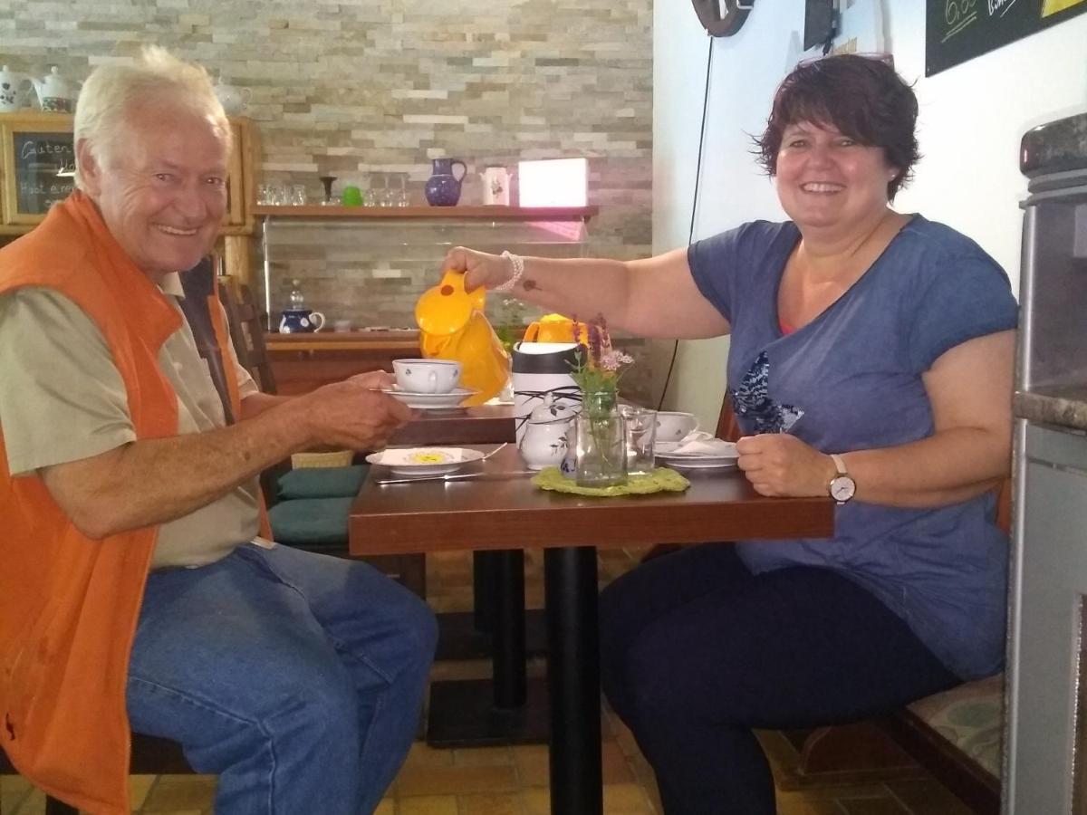Pension Camping Schausten Cochem Ngoại thất bức ảnh